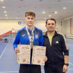 atletul de la cs medgidia alin mihai savlovschi pe podium la nationalele in sala 69a6f4d65437f