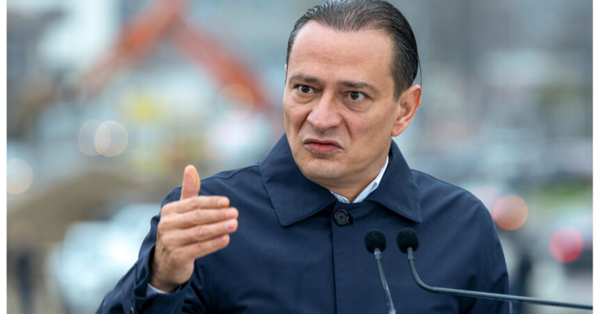 baluta atac frontal la bolojan franeaza dezvoltarea romaniei si a dovedit limitele 69b54b62a19c0