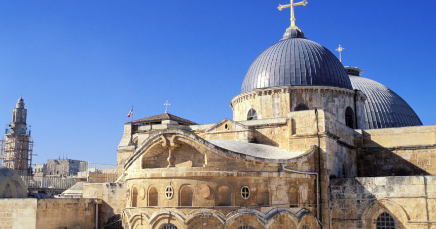 biserica sfantului mormant din ierusalim inchisa din motive de securitate slujbele continua in regim restrans 69bd54244d7f0