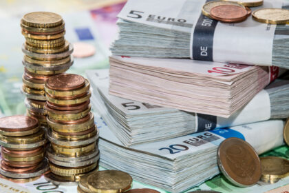 bnr datoria externa a romaniei a crescut la 229 de miliarde de euro in ianuarie ce arata datele despre capacitatea de plata a tarii 69b959bb00519