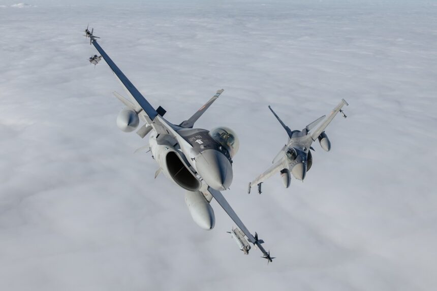 cate apeluri la 112 au fost date dupa mesajul ro alert din tulcea privind dronele 69b9222564efc