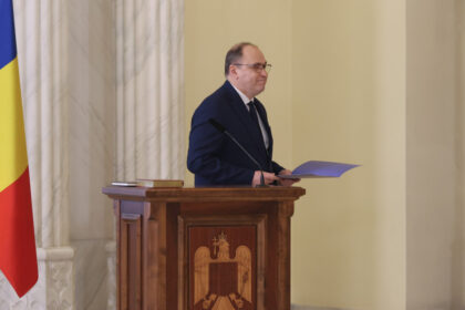 cine este noul ministru al educatiei datele din cv ul lui mihai dimian 69a70302d3cdf