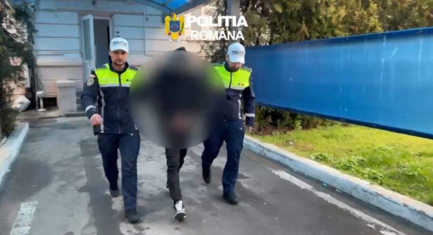 constanta un sofer cu permisul auto suspendat a fost retinut dupa ce a provocat un accident pe strada soveja fusese trimis in judecata pentru mai multe infractiuni la regimul rutier 69c8e5f850cb2