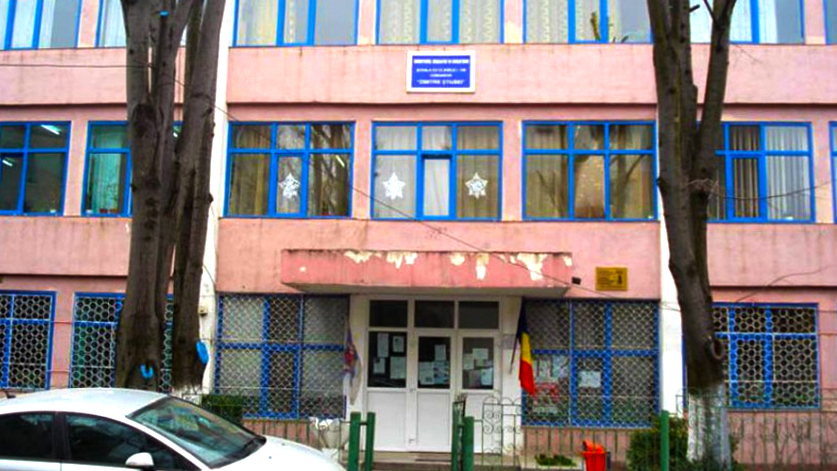 copii tinuti in frig la poarta scolii nr 36 isj invoca scoala altfel si acordul parintilor 69a56cfcc9a31