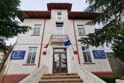doi bucuresteni asteapta de 31 de ani primirea unui teren intravilan in eforie nord in schimbul bunurilor rapite de comunisti au dat primaria si prefectura in judecata 69c8919834f65