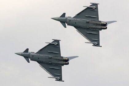 doua avioane eurofighter typhoon ridicate de la baza mihail kogalniceanu dupa detectarea unor drone la est de sulina 69c0544d6dc99