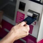 escrocii au inventat metoda firului invizibil cum puteti ramane fara bani la bancomat 69be7a10bad3e