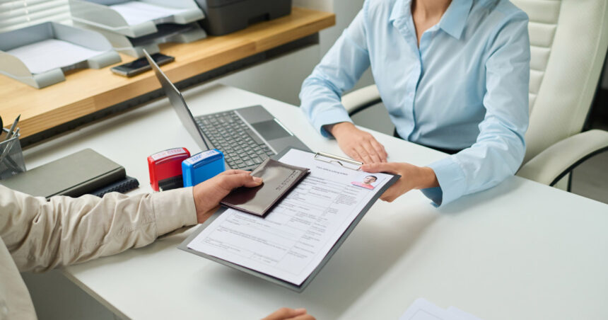 eta pentru anglia devine obligatorie din 2026 cat costa autorizatia digitala de calatorie si cum o obtin romanii 69a7be85ca6d3