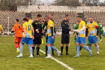 etapa cu derby pentru sefia clasamentului ligii a iv a la navodari 69bc53282d8d3