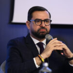 fostul ministru al agriculturii condamnat la 4 ani de inchisoare adrian ionut chesnoiu acuzat de abuz in serviciu 69a84bf463e5b