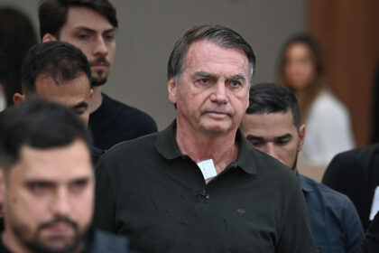fostul presedinte brazilian jair bolsonaro externat din spital si plasat in arest la domiciliu 69c6df719c316