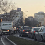 foto jale in trafic in zona telegondolei din mamaia se circula bara la bara pana la trecerea de pietoni de la campus 69a7169caf990