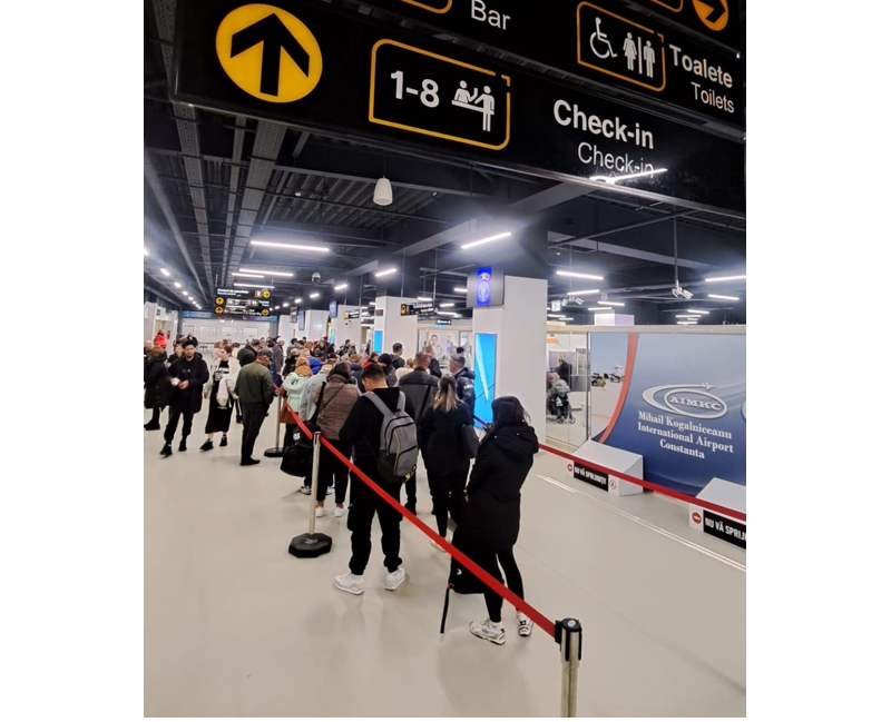 foto primul zbor dupa inaugurarea noului terminal al aeroportului international mihail kogalniceanu pe ruta londra luton constanta 69beea3295a07