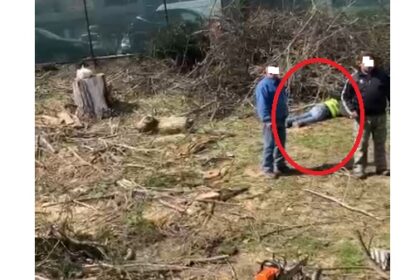 foto video interventie de urgenta pe santierul unde cambela prod amenajeaza o parcare un barbat gasit intins pe jos 69c66dc037a7e