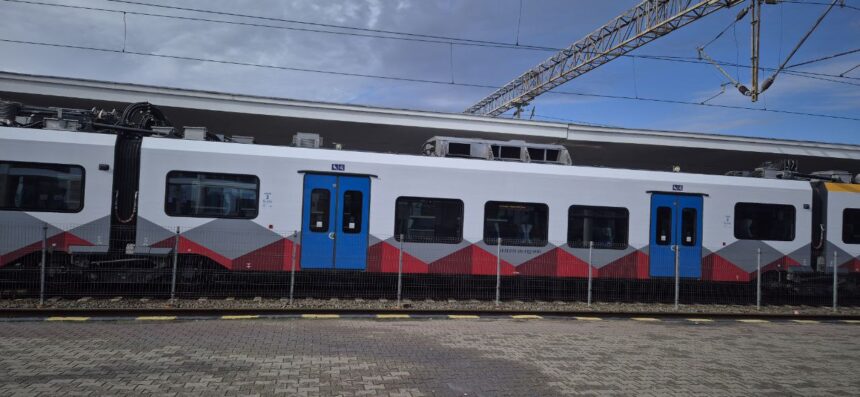 gheorghe soldan fostul sef al diviziei trafic din cfr constanta sub control judiciar judecatorii il obliga sa poarte bratara de supraveghere 69b313a4d5cd0