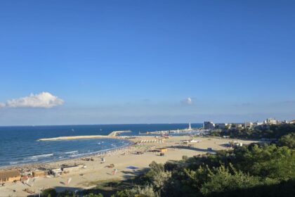 legea plajelor a ajuns la curtea suprema sesizarea lui nicusor dan dezbatuta astazi la ccr 69c3b5291e32c