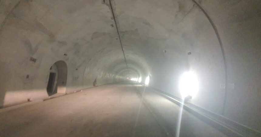 ministerul transporturilor anunta ca prioritatea pe 2026 este revizuirea acordului de mediu pe autostrada sibiu pitesti 69ad49c83b75c