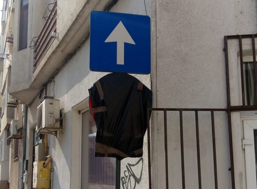 misterul semnelor rutiere fantoma din zona peninsulara ipj sustine ca nu au legatura cu vechiul regulament ci cu un proiect de sistematizare a traficului 69b7e1fe00b37