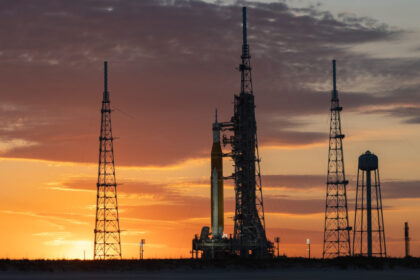 nasa a reparat racheta artemis ii si pregateste lansarea in aprilie patru astronauti vor calatori in jurul lunii 69a91d196ea41