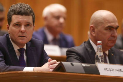 nicusor dan intrebat daca bolojan mai ramane premier are sprijinul majoritatii parlamentare sper sa continue la fel dar mai vedem 69bcd40f2225c