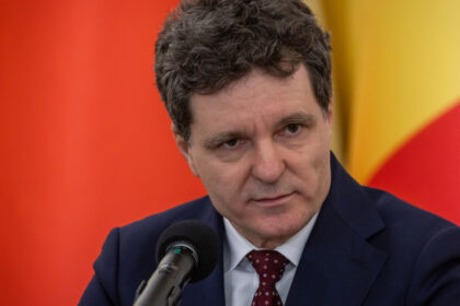 nicusor dan libertatea se pierde repede cand la putere se instaureaza o dictatura avem datoria de a proteja adevarul despre trecut 69aedb7d0f0c9