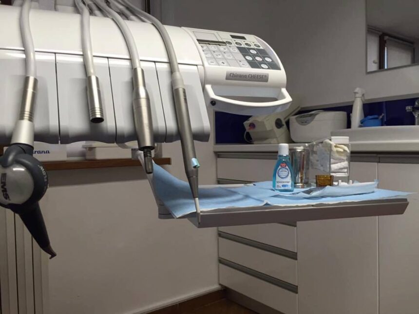 o cunoscuta clinica stomatologica din constanta amendata dupa ce o fosta angajata a furat datele pacientilor 69a4ba5a7d0c1