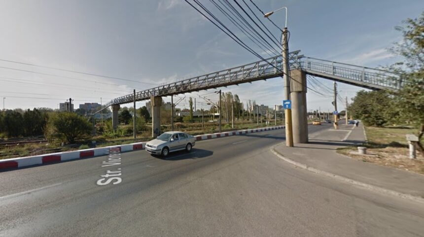 oficial iata cine va reface pasarela pietonala peste calea ferata dintre cartierele km5 si poarta 6 contract de 204 milioane de euro 69a7e26986d79