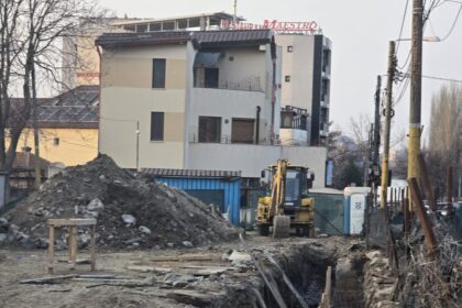 panait de la alpha builders s a apucat de treaba pe terenul unde primaria visa o parcare se ridica un bloc 69af54686ef90