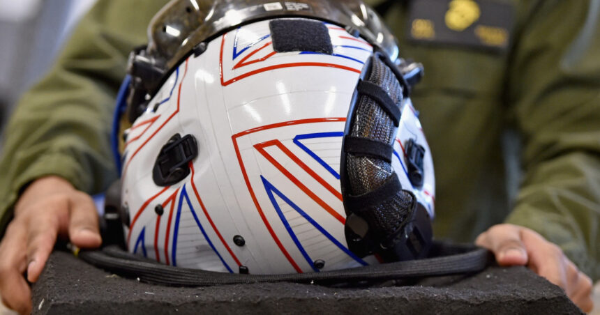 pilotul britanic de f 35 care a intrat in istoria royal air force doborand primele tinte in lupta o bere somn si inapoi la treaba 69afb48c79268