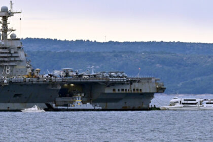 portavionul american uss gerald ford a ajuns in croatia pentru mentenanta asigurari ca nava a ramas deplin operationala 69c7dc97152c9