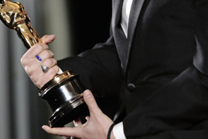 premiile oscar 2026 lista completa a nominalizarilor cine are cele mai mari sanse la trofee si la ce ora incepe gala in romania 69b1062daa0eb