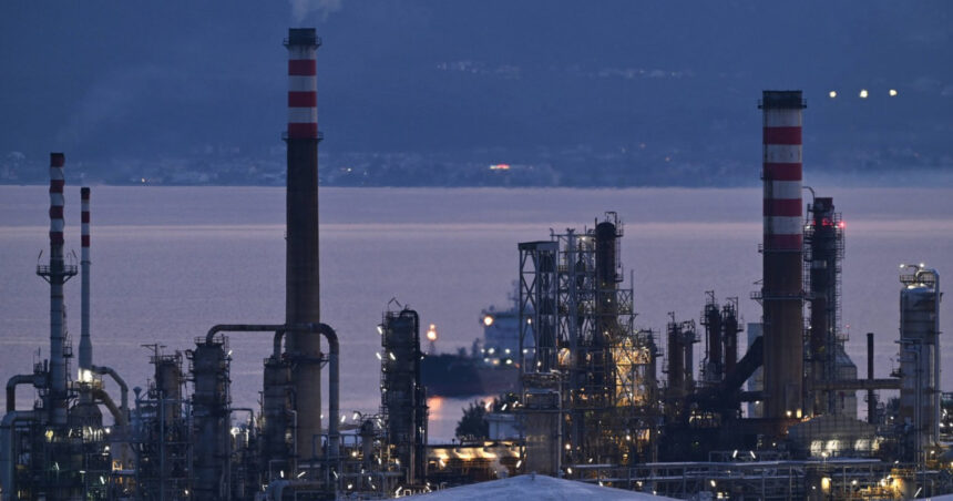 pretul petrolului a trecut de 90 de dolari pe baril cel mai ridicat nivel din ultimii doi ani ingrijorari in piata 69ab21ec149d9