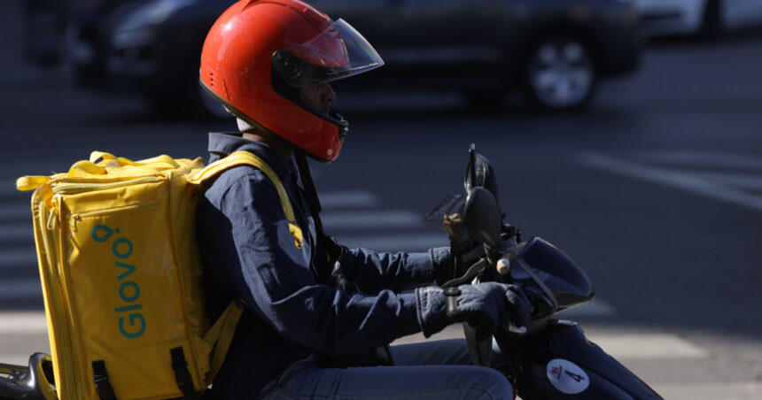 razboiul din iran pune presiune pe piata muncii din romania muncitori blocati costuri in crestere si vize in pericol de expirare 69b40478419eb