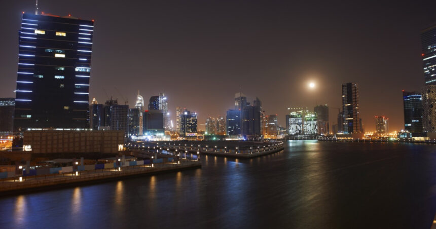 roman blocat in dubai cei 28 de elevi din focsani sunt in regula si se bucura de vacanta asa cum pot 69a579747e130