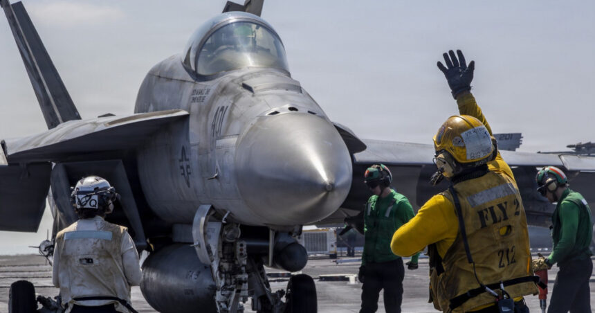 sua senatorii democrati se tem ca presedintele trump ar putea desfasura trupe americane in iran rusia ajuta deja cu informatii 69b17305492c7