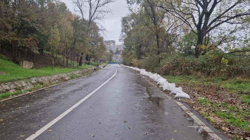 trei luni de la inchiderea strazii valea portului nu exista inca un termen pentru redeschidere 69ac0497bc069