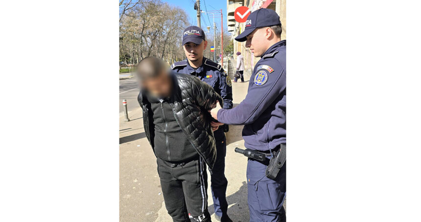 un barbat din constanta a plecat la plimbare cu bratara de monitorizare activata a fost saltat de pe strada 69ac5225b011b