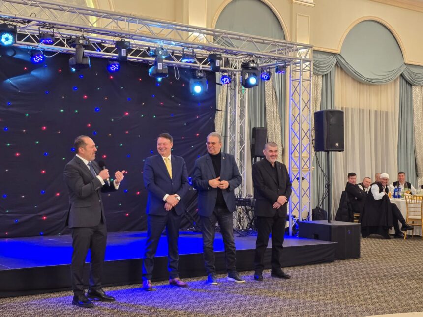 video cina de iftar oferita de udttmr a scos la iveala o latura inedita a ambasadorului turciei in romania ai n ai mingea dai la poarta 69bc32adf4239