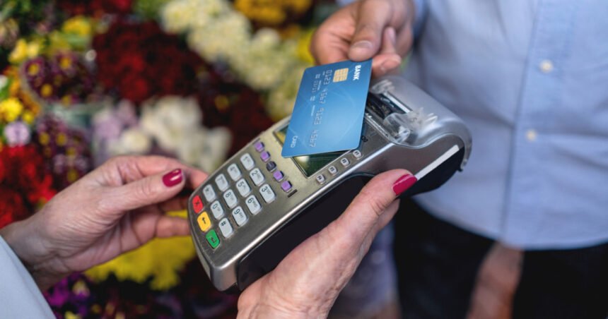 video daruitul de flori e un ritual o obligatie sociala vanzari record de flori la inceput de martie la ce suma se ridica tranzactiile 69a68115bf1c0