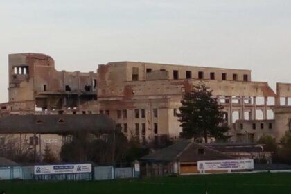 video momentul exploziei vechea termocentrala de la ovidiu construita in anii 50 a fost pusa la pamant 69c3b21ea9f77