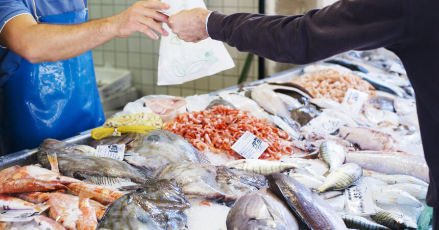 video pestele s a scumpit cu aproape 8 in februarie 2026 inainte de sarbatorile pascale cat ajunge pe masa romanilor 69c3c9900c27b