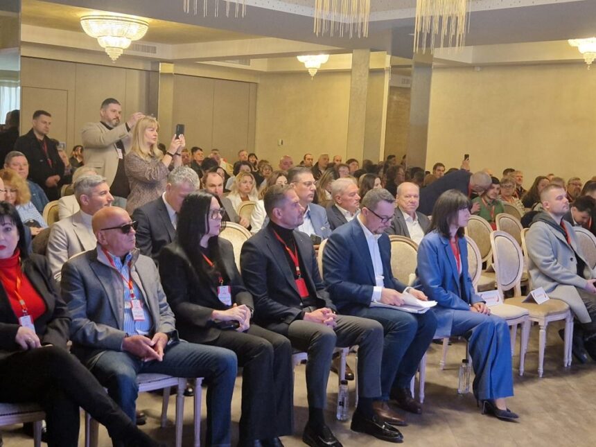 videofoto alegeri la psd constanta cum arata conducerea organizatiei municipale cu eduard martin presedinte 69beaac9c0ce5