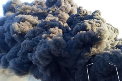 videofoto incendiu puternic la o fabrica de polistiren din arad a fost emis mesaj ro alert din cauza fumului dens 69b1179c96889