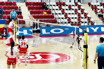 voleibalistele de la csm constanta invinse in primul meci din play off in stefan cel mare 69b56786e2a7d