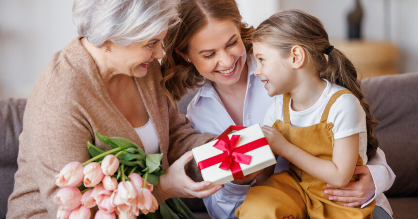 ziua mamei sau ziua internationala a femeii ce se sarbatoreste de fapt in fiecare an pe 8 martie 69ad1f9a8266b