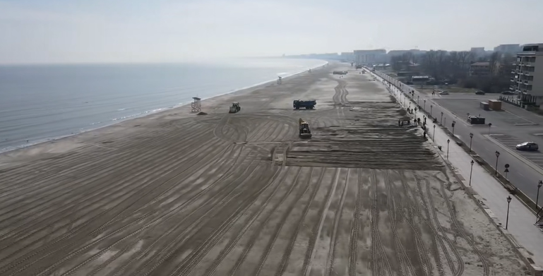 102 subsectoare de plaja sunt scoase la licitatie pe litoral 92 in etapa i si inca 10 in navodari in etapa a ii a 69cd673407e64