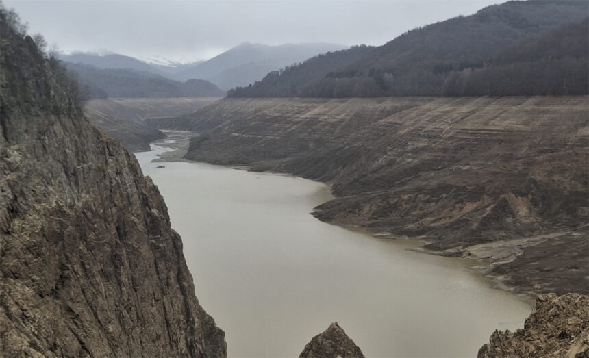 a inceput reumplerea lacului de acumulare de la vidraru cand se va finaliza procesul 69d142fc94016