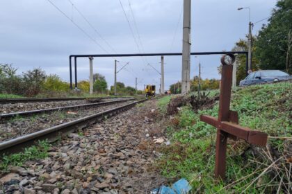 accident feroviar la navodari cauzat de infrastructura putreda 69ebd9f54aeaf