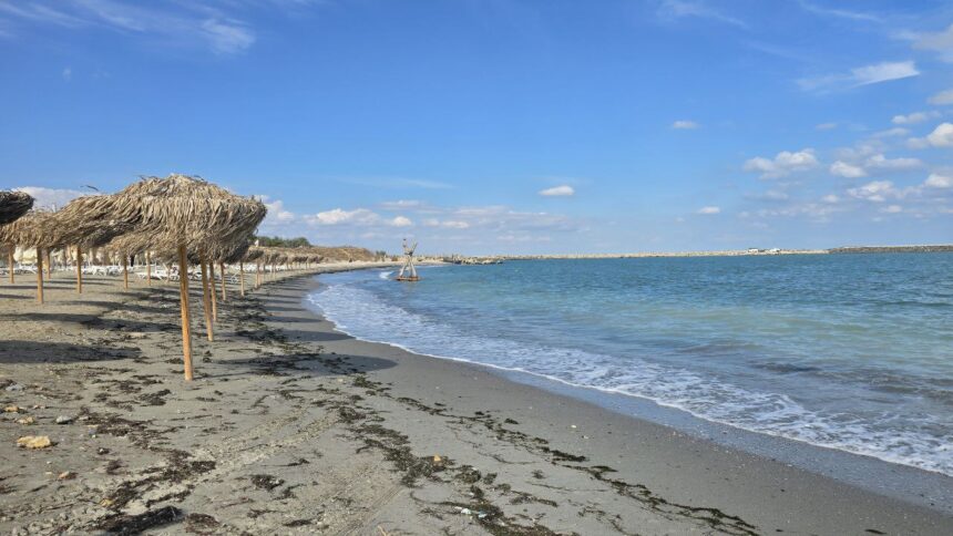 alerta in mamaia fragmente suspecte posibil dintr o drona descoperite pe o plaja din statiune 69eb37975ccf4