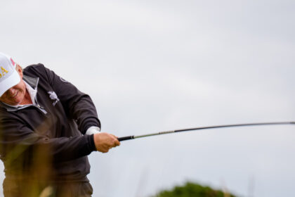 analiza daca ramanea pe terenul de golf acum ne ar fi fost mai bine un an de cand trump a zguduit economia lumii cu taxele sale vamale 69d24a10c7cc1